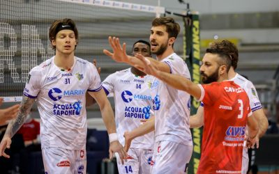 Top Volley Cisterna determinata nell’allenamento congiunto con il Sabaudia. Sabbi: «Per noi è stato un buon allenamento, dobbiamo lavorare molto»